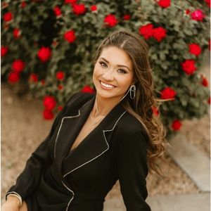 Meet your Posher, Mallory